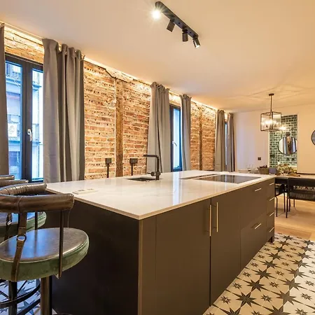 New Soho Ac By Staynnapartments Apartment