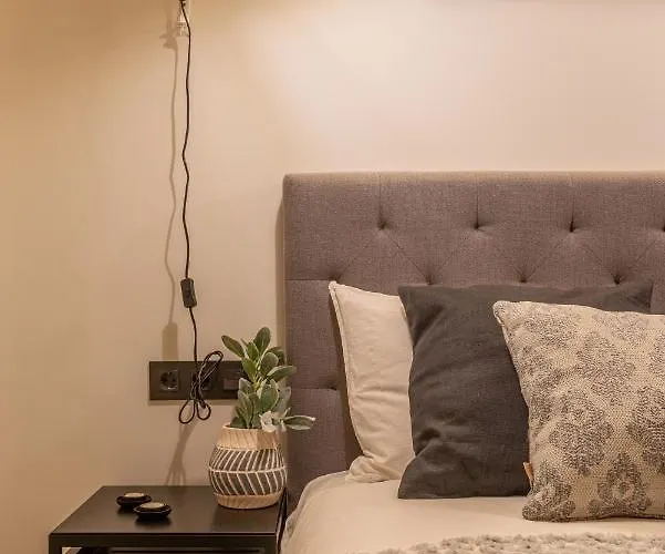 New Soho Ac By Staynnapartments